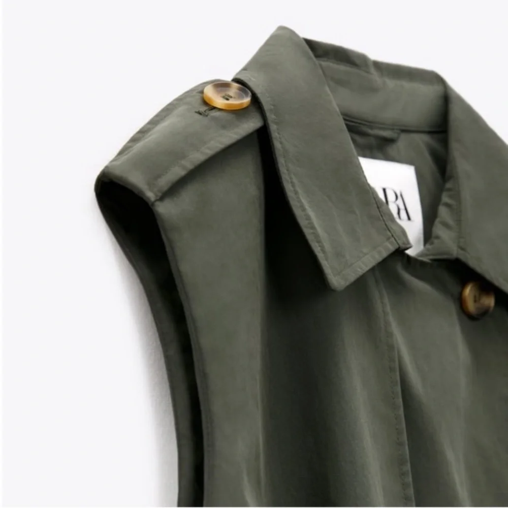 S. LONG BELTED VEST TRENCH COAT - Picture 7 of 8